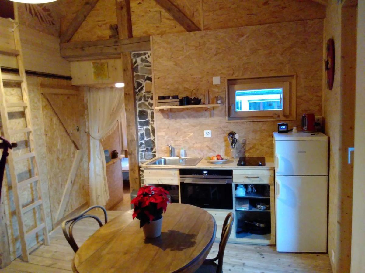 Element-Terre Hotel Aigle Bagian luar foto